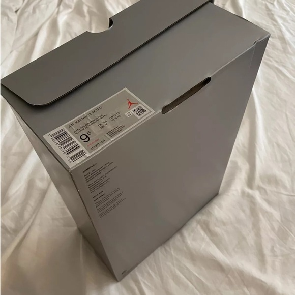 French Blue 13s Sz 9.5 not worn